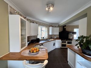 Photo 21- click for photo gallery